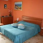 Casa Floridea -mediterranea Sicilia Apartment