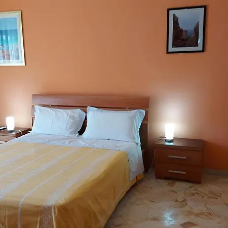 Casa Floridea -mediterranea Sicilia * Cefalu
